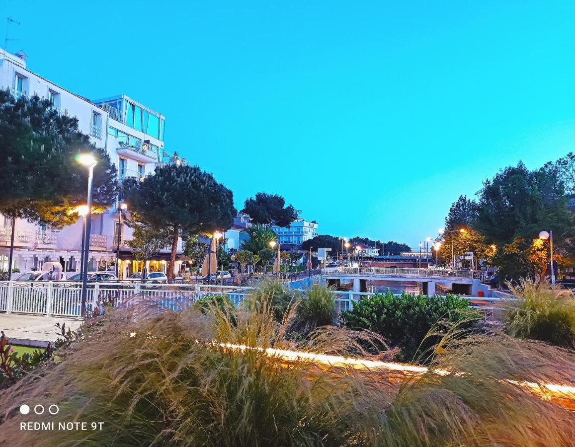Hotel Garisenda B&B - In Centro A Riccione - Exterior foto